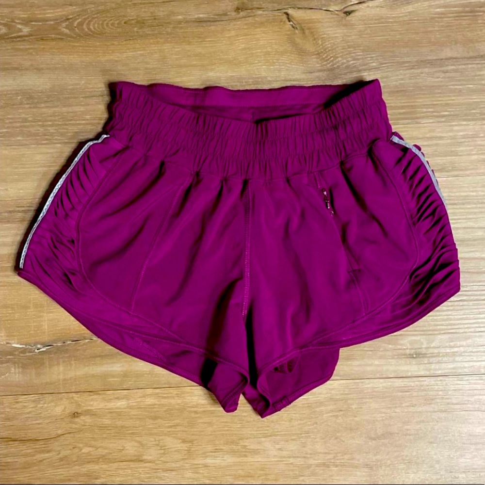 Lululemon making moves shorts.  
Regal Plum
Swift Ultra
Size 2 runs small EUC
